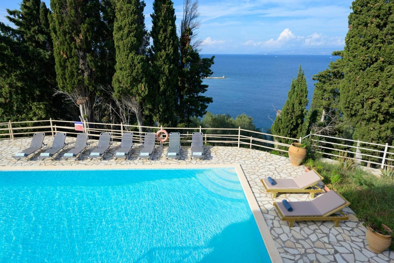 Pangolas Apartments Paxos Longós Екстериор снимка