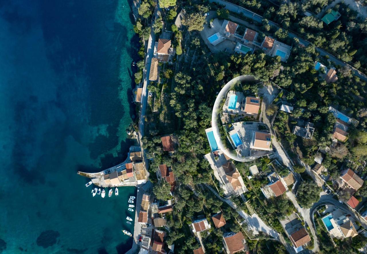 Pangolas Apartments Paxos Longós Екстериор снимка