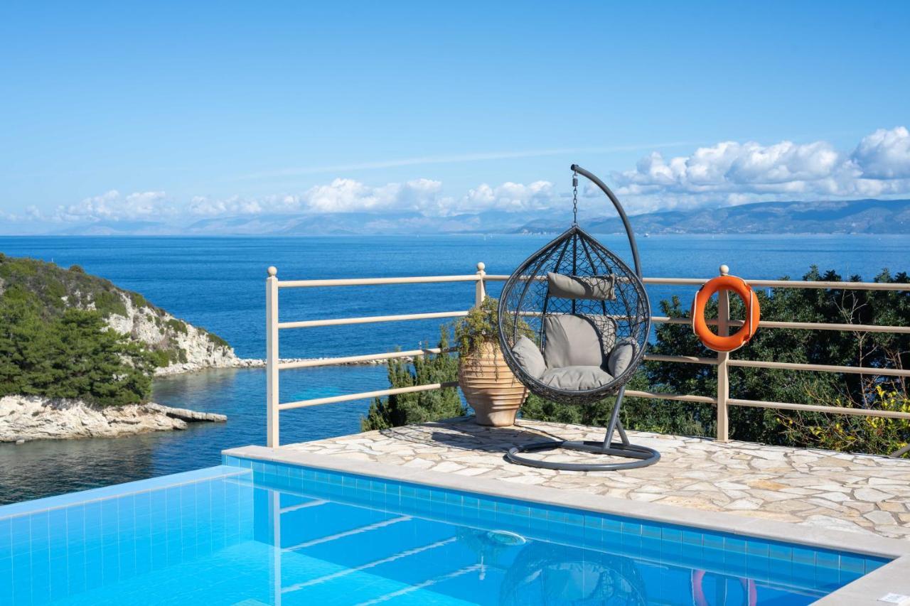 Pangolas Apartments Paxos Longós Екстериор снимка