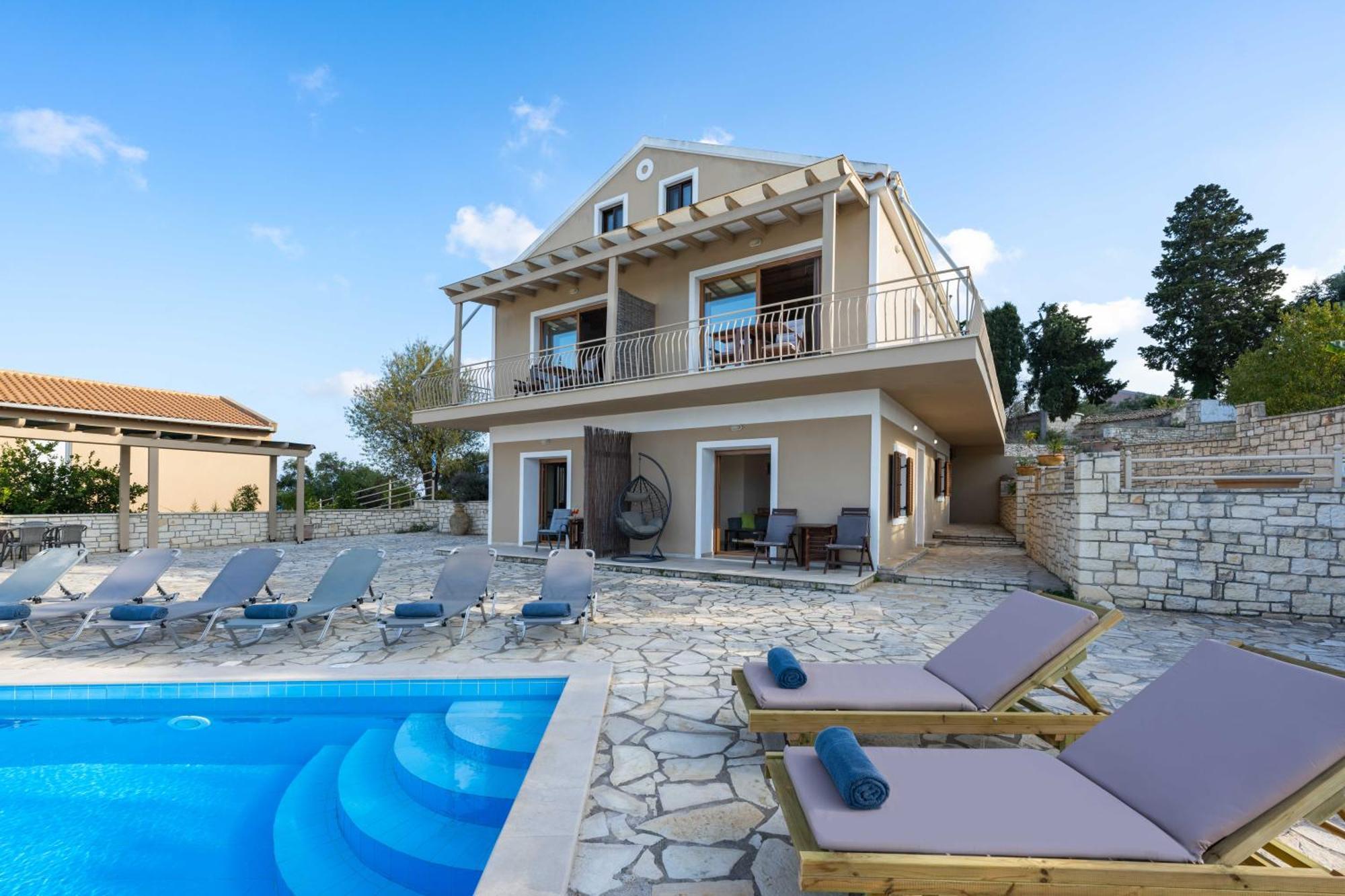 Pangolas Apartments Paxos Longós Екстериор снимка