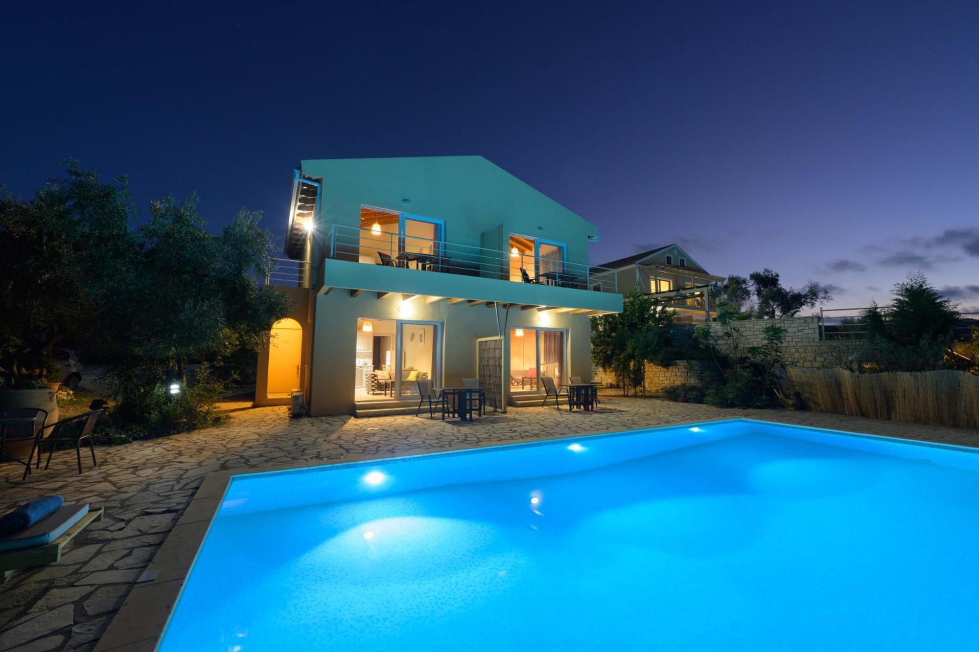 Pangolas Apartments Paxos Longós Екстериор снимка