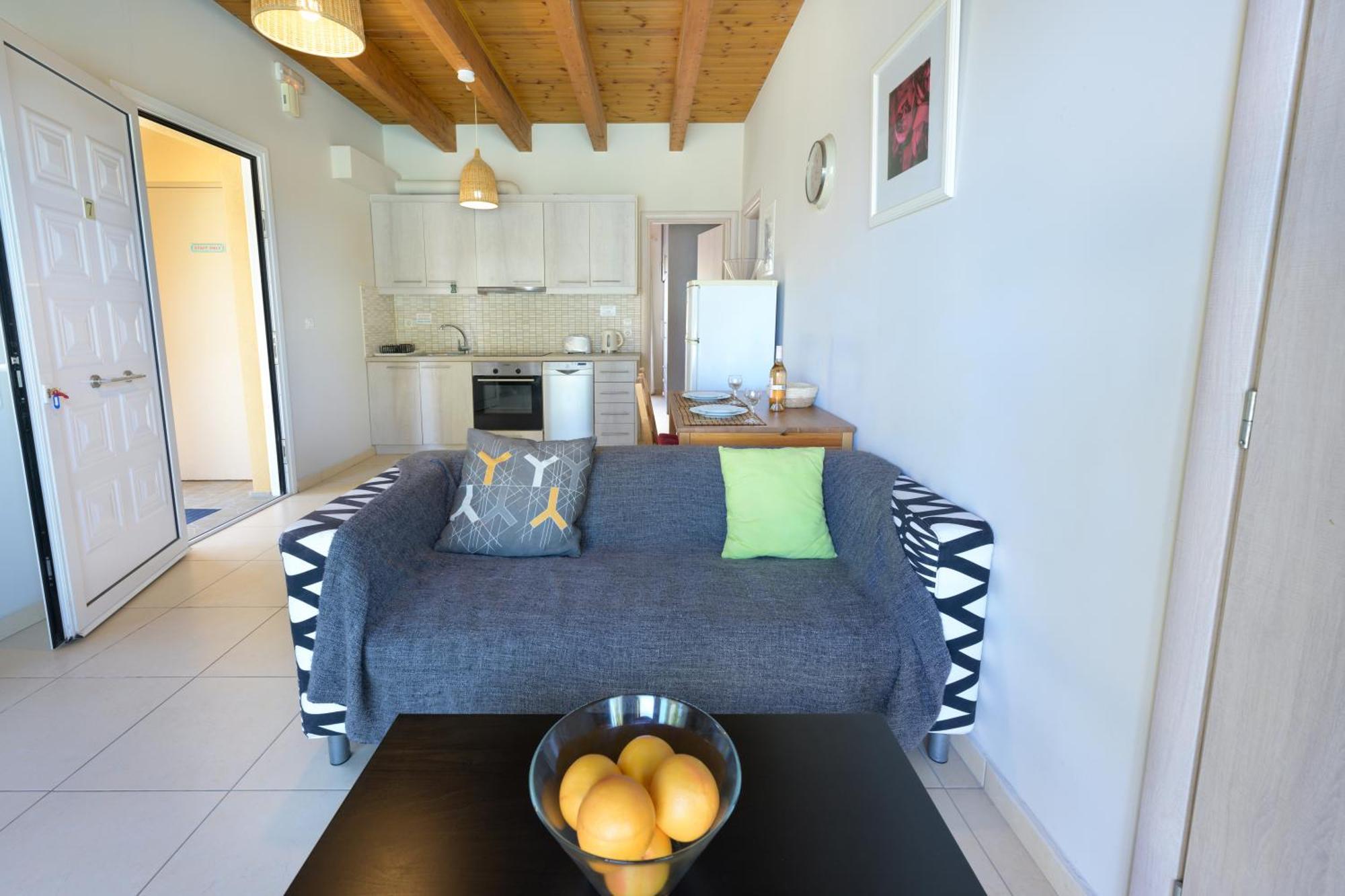 Pangolas Apartments Paxos Longós Екстериор снимка